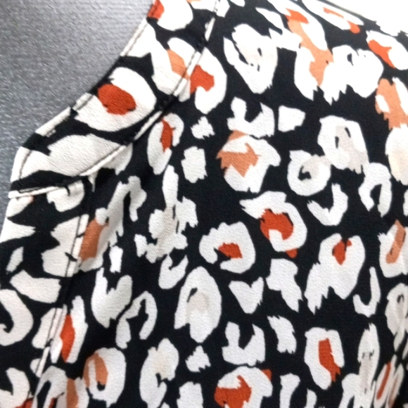 Womens Sz PM  Multi Blk/Tan/off white Blouse - Picture 4 of 6